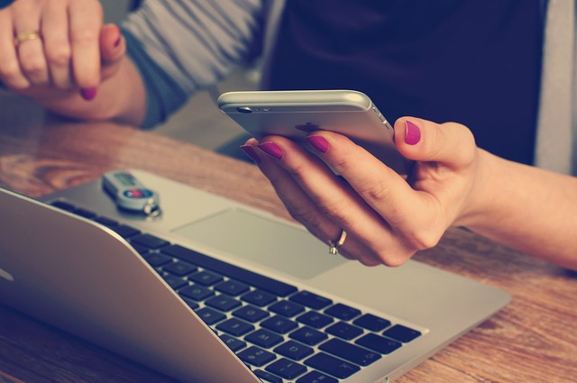 Streamline Your Library with the User-Friendly Librainian App